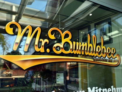 照片: Mr.Bumblebee